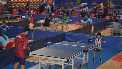 MASA TENİSİ BÖLGE ŞAMPİYONASI BAŞLADI