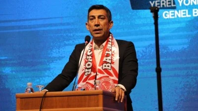 T&Uuml;Z&Uuml;N: GAZETECİLİK DEMOKRASİNİN TEMEL TAŞLARINDANDIR