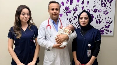 700 GRAM DOĞAN BEBEK SAĞLIĞINA KAVUŞTU