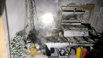 MUTFAKTA YANGIN PANİĞE YOL AÇTI