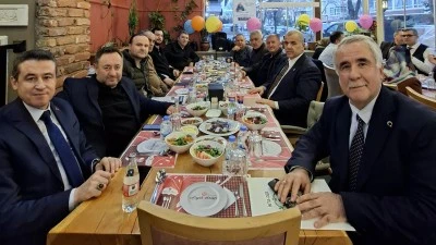 HUZURLU AİLE, G&Uuml;VENLİ TOPLUM KİTAPLA M&Uuml;MK&Uuml;N