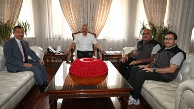 İSMAİL POYRAZ'DAN, VALİ CANALP'E ZİYARET