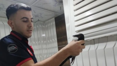 İTFAİYEDEN KARGA OPERASYONU 