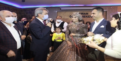 KIRAÇ, GENÇ ÇİFTİN YÜZÜĞÜNÜ TAKTI
