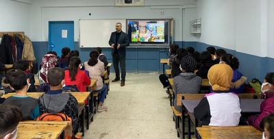 KÖY ÖĞRENCİLERİNE ARKADAŞ SEÇİMİ KONFERANSI