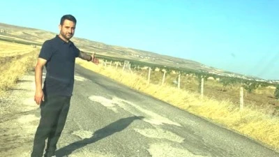 KÖY SAKİNLERİNDEN YOL TALEBİ
