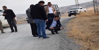 KÖY YOLLARI YENİLENDİ