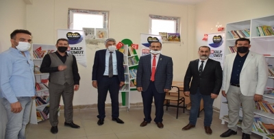 KÖYE KÜTÜPHANE KAZANDIRDILAR