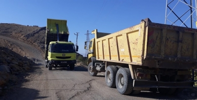 KÖYLERDE YOL ÇALIŞMASI
