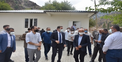 KÖYLÜLERİN TALEPLERİNİ DİNLEDİ