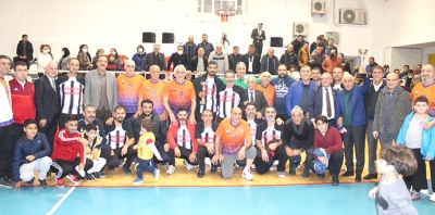 KUPA EMEKLİLERİN!