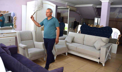 Mobilyacılar düğünleri bekliyor