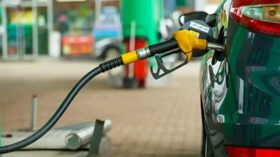 MOTORİNE ZAM GÜNDEMDE