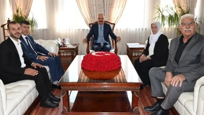 MUHTARLARDAN VALİ CANALP’E “MUHTARLAR GÜNÜ” ZİYARETİ