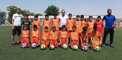 Müjdecioğlu çocukları sevindirdi
