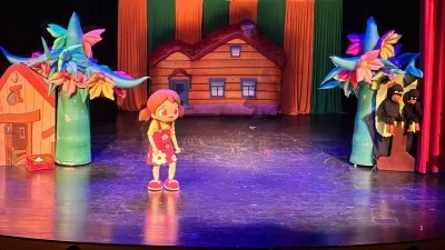 NİLOYA BATMAN’DA MİNİKLERLE BULUŞUYOR