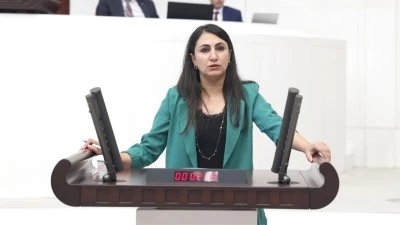 ODUNCU’DAN SERT TEPKİ
