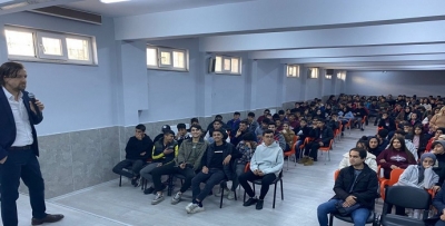 ÖĞRENCİLERE ‘PAZARLAMA STRATEJİLERİ’ EĞİTİMİ