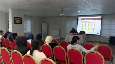 &Ouml;ĞRENCİLERE ŞİDDETLE M&Uuml;CADELE EĞİTİMİ