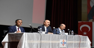 ÖĞRETMEN DE, OKULLARDA HAZIR