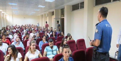 ÖĞRETMENLERE ‘TRAFİK’ EĞİTİMİ