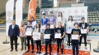 ORYANTİRİNGDE 3 T&Uuml;RKİYE DERECESİ