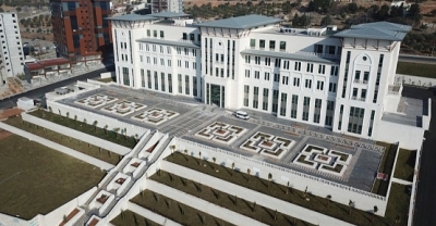OTOPARK, YÜRÜME YOLLARI PEYZAJ SAHALARI YAPILACAK