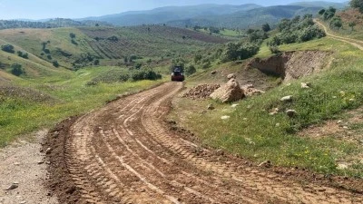 PALAMUT KÖYÜ’NDE 4 KİLOMETRELİK ARAZİ YOLU TEMİZLENDİ