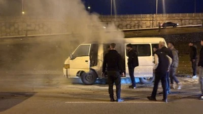 PANELVAN ALEVLERE TESLİM OLDU