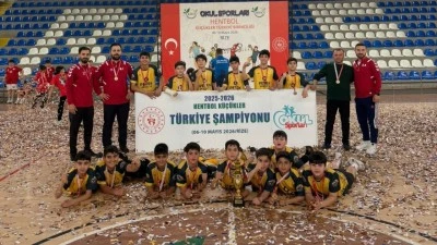 PETROL ORTAOKULU T&Uuml;RKİYE ŞAMPİYONU OLDU