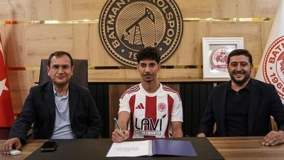 PETROLSPOR'DAN ÇİFTE İMZA!