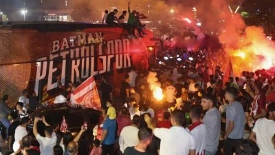 PETROLSPOR’DAN TARİHİ REKOR!