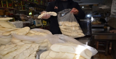 PEYNİRCİ ESNAFI ZOR GÜNLER YAŞIYOR