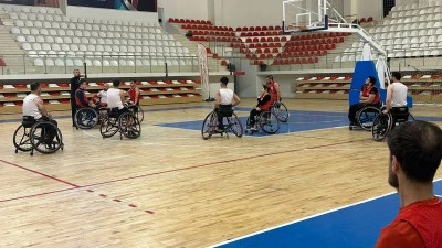 PLAY-OFF YOLUNDA HAYATİ MA&Ccedil;