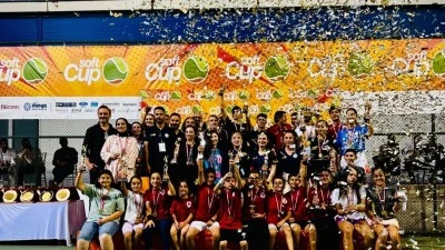 PROFESYONEL TENİSÇİLER SOFT CUP İÇİN BATMAN'DA