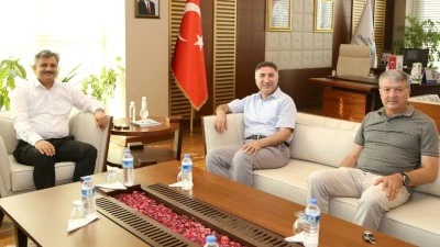 REKTÖR DEMİR'DEN SİİRT ÜNİVERSİTESİ'NE ZİYARET