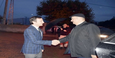 ŞAFAKTA YOLA ÇIKTI