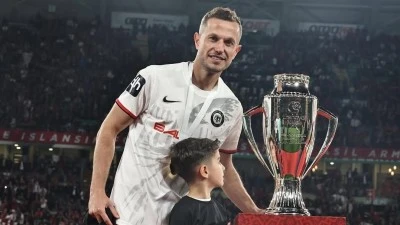 ŞAMPİYON OĞUZ, PETROLSPOR'DA!