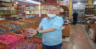 ŞEKER VE LOKUM GÖRÜCÜYE ÇIKTI