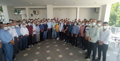 ŞEYHİN ZİYARETİNDE AŞI OLDULAR!