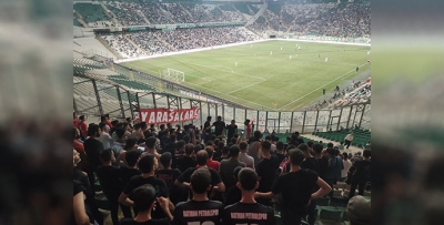 TARAFTARLAR YÖNETİME TEPKİLİ!