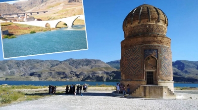 Tarihi mekanlar göz kamaştırıyor