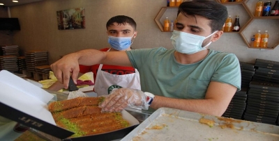 TATLICILAR BAYRAM SATIŞLARINDAN MEMNUN