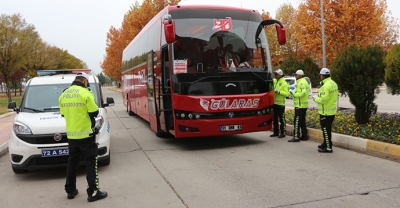 Trafik otogarda denetim yaptı