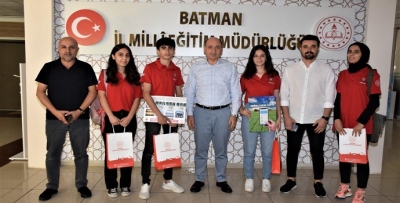 TÜBİTAK BİRİNCİLERİNE ÖDÜL