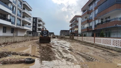 &Uuml;&ccedil; sokak i&ccedil;in &ccedil;alışma başladı