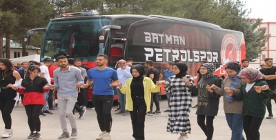 ÜNİVERSİTEDE PETROLSPOR ETKİNLİĞİ