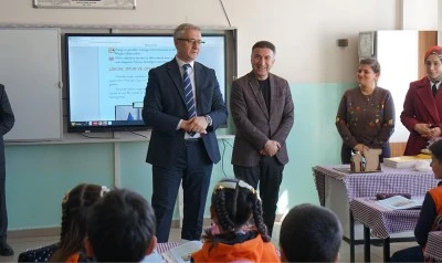 &Uuml;NİVERSİTEDEN İLKOKULA BİLİM K&Ouml;PR&Uuml;S&Uuml;