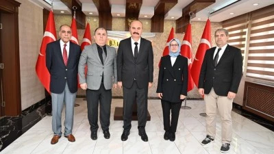 VALİ CANALP, PTT HEYETİNİ KABUL ETTİ