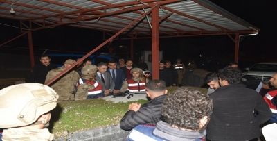 VALİ ŞAHİN GECE UYUMADI